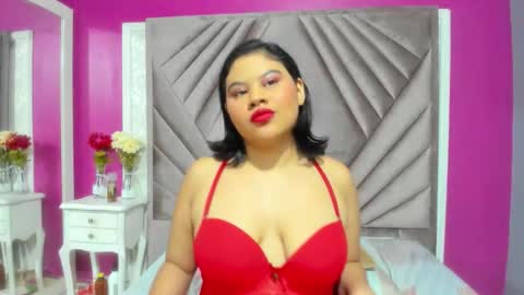 Snapshot of natasha_bigbooty chatting on September 27, 2:59 pm natasha online show from September 27, 2:59 pm
