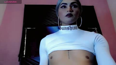 natasha_clifford online show from March 27, 10:44 pm