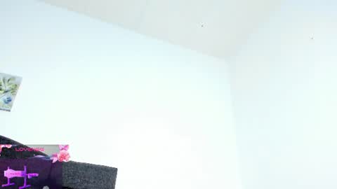 natasha_cute01 online show from July 2, 12:32 pm
