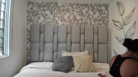 Snapshot of natasha_rose__ chatting on October 6, 7:10 pm N A T A S H A online show from October 6, 7:10 pm