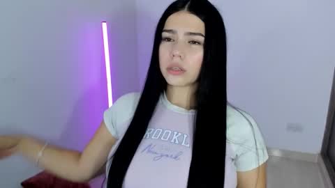 Snapshot of natasha_su chatting on October 14, 10:13 pm Natalia online show from October 14, 10:13 pm