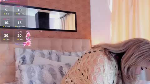 Natasha Blade online show from April 22, 12:01 pm