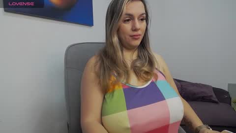 natashaboobs online show from March 10, 7:02 am