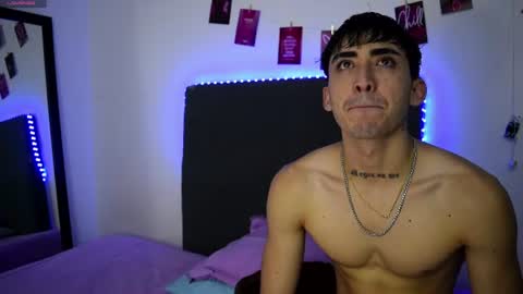nath_and_lianx online show from June 30, 7:08 am