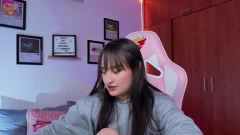 Nathalia Ramirez online show from February 10, 3:31 am