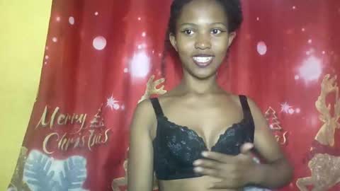 nathalie004 online show from September 15, 6:26 am