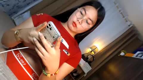 Queen Marga online show from July 17, 2:46 am