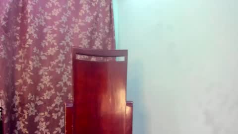 Nathaly online show from December 19, 8:04 pm