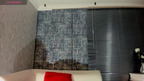        online show from January 18, 8:40 pm