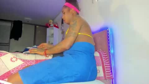 nathalysexi online show from April 4, 10:39 pm