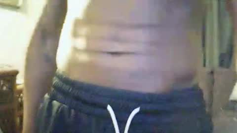 nathanbutler0 online show from April 2, 6:43 am