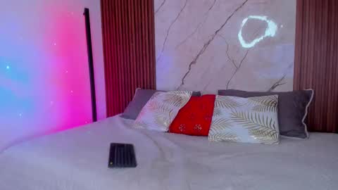 nathy_rosales online show from January 17, 6:45 am