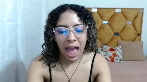 nathy_voyeur online show from March 22, 1:53 am