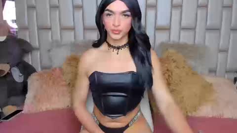 Snapshot of nattasha_dior chatting on September 19, 10:02 pm nattasha_dior online show from September 19, 10:02 pm