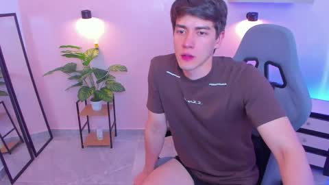 Nathaniel online show from March 29, 8:54 pm