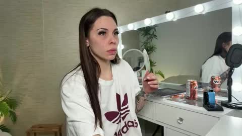 NATTY FIERROS online show from April 19, 6:58 am