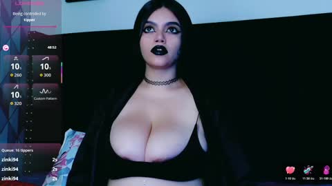 Gwen  online show from November 13, 7:49 pm