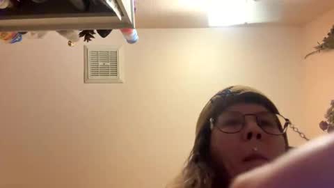 naturebabe666 online show from April 16, 4:56 am