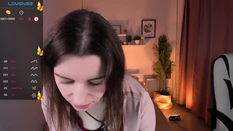 Melisa  FOLLOW ME  online show from February 7, 6:13 pm