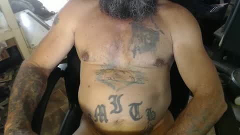 Snapshot of naturenaked chatting on February 25, 12:27 pm NatureNaked online show from February 25, 12:27 pm