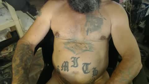 Snapshot of naturenaked chatting on January 5, 2:17 am NatureNaked online show from January 5, 2:17 am