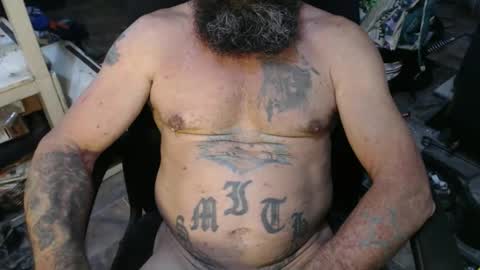 Snapshot of naturenaked chatting on October 14, 11:46 am NatureNaked online show from October 14, 11:46 am