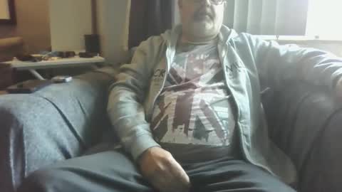 Snapshot of naturistmale45 chatting on September 16, 7:22 am naturistmale45 online show from September 16, 7:22 am