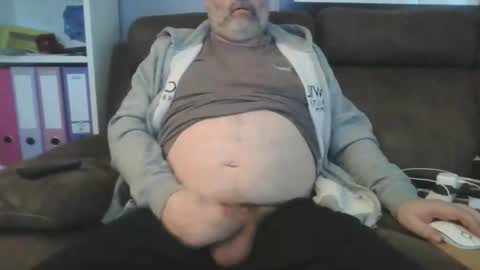 Snapshot of naturistmale45 chatting on February 3, 1:08 pm naturistmale45 online show from February 3, 1:08 pm