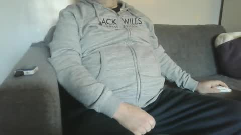 Snapshot of naturistmale45 chatting on March 3, 8:05 am naturistmale45 online show from March 3, 8:05 am