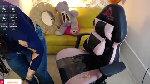 Snapshot of natykors_m_ chatting on March 3, 1:01 pm Sofia IG Natykors08 online show from March 3, 1:01 pm