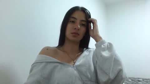 Snapshot of natysensuaal chatting on October 12, 5:11 am NatySensuaal online show from October 12, 5:11 am