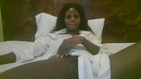 alisha online show from April 25, 1:52 pm