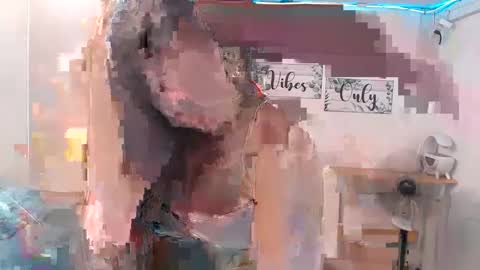 Snapshot of naughty_kate18 chatting on March 2, 3:05 pm KATE online show from March 2, 3:05 pm
