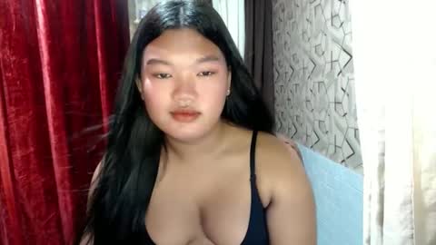 KATE online show from March 31, 3:01 pm