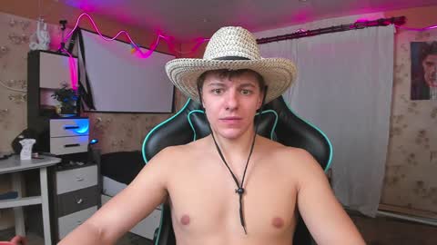 Nik online show from December 21, 6:55 pm