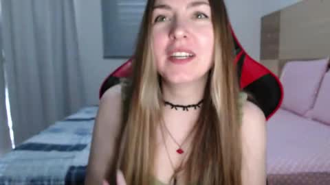 Ann online show from November 25, 6:07 pm