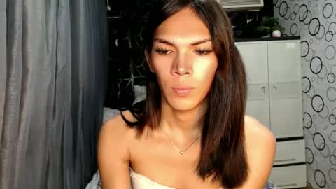 Ariela online show from May 27, 1:57 am