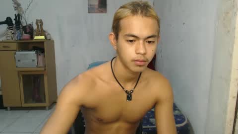 Loue online show from February 3, 2:25 am