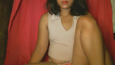 naughtycuttieangel online show from March 22, 6:34 pm