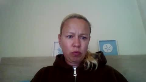 naughtyjennyblondeuk online show from May 5, 4:57 pm