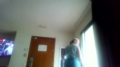 naughtyjennyblondeuk online show from April 24, 5:26 pm