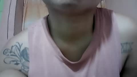 Snapshot of naughtymom_33 chatting on October 16, 1:49 am naughtymom_33 online show from October 16, 1:49 am