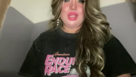 Rose Wilson online show from September 18, 4:44 pm