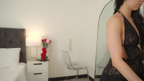 Naughty Samm online show from December 5, 2:37 pm