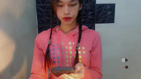Snapshot of naughtysunshinepinay chatting on October 14, 10:57 pm Celine online show from October 14, 10:57 pm