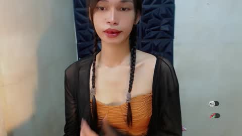 Snapshot of naughtysunshinepinay chatting on October 18, 5:11 am Celine online show from October 18, 5:11 am