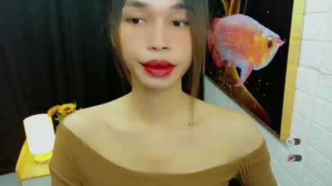 Snapshot of naughtysunshinepinay chatting on September 10, 12:00 am Celine online show from September 10, 12:00 am
