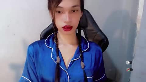 Snapshot of naughtysunshinepinay chatting on October 10, 2:28 am Celine online show from October 10, 2:28 am