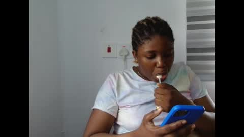 Snapshot of naughtyxpussyx chatting on October 19, 12:21 pm naughtyxpussyx online show from October 19, 12:21 pm
