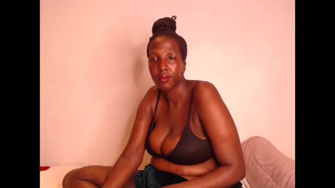 nawtylezi696 online show from September 23, 7:35 am